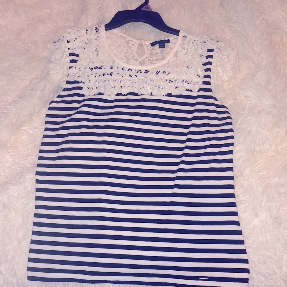 Tommy Hilfiger lace tank 🖤🤍
